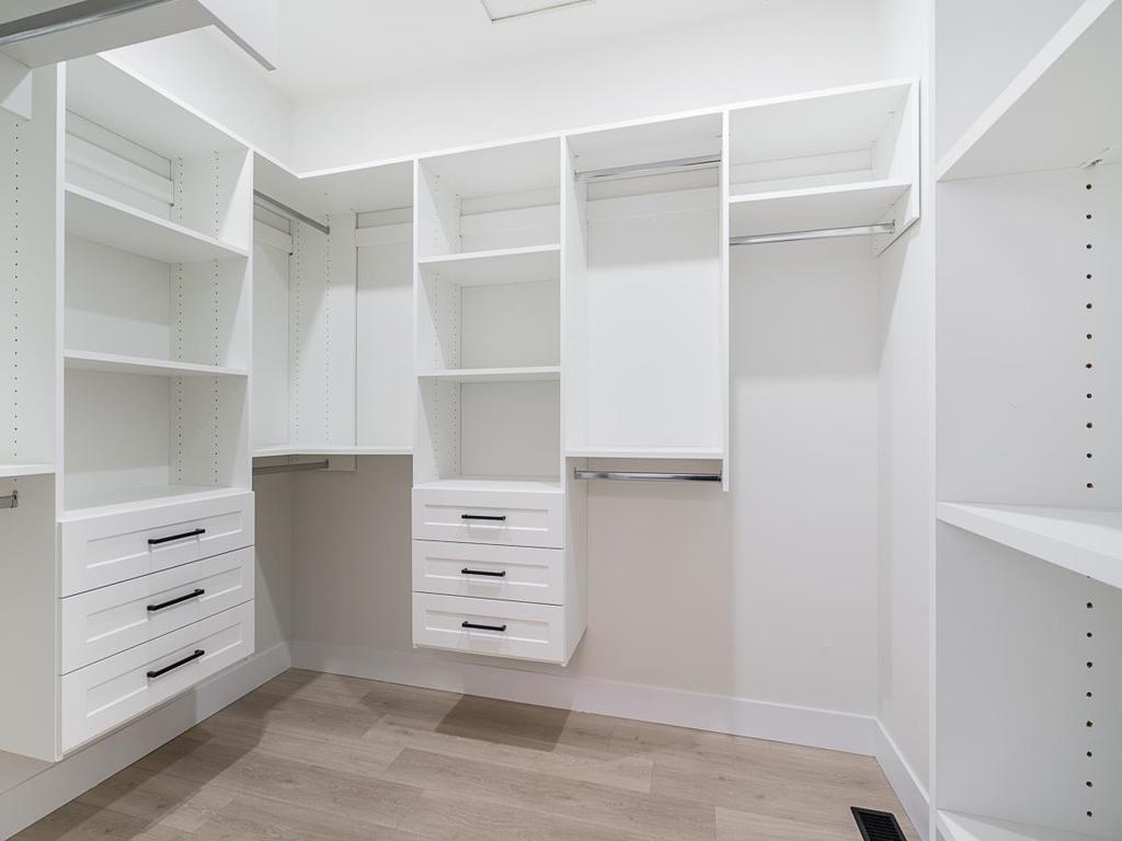 Listing Image for R3070246