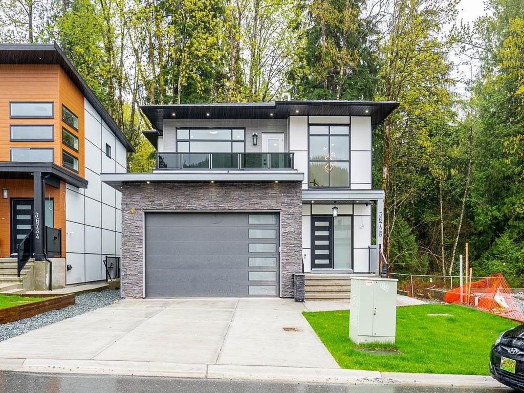 Listing Image for R3070246