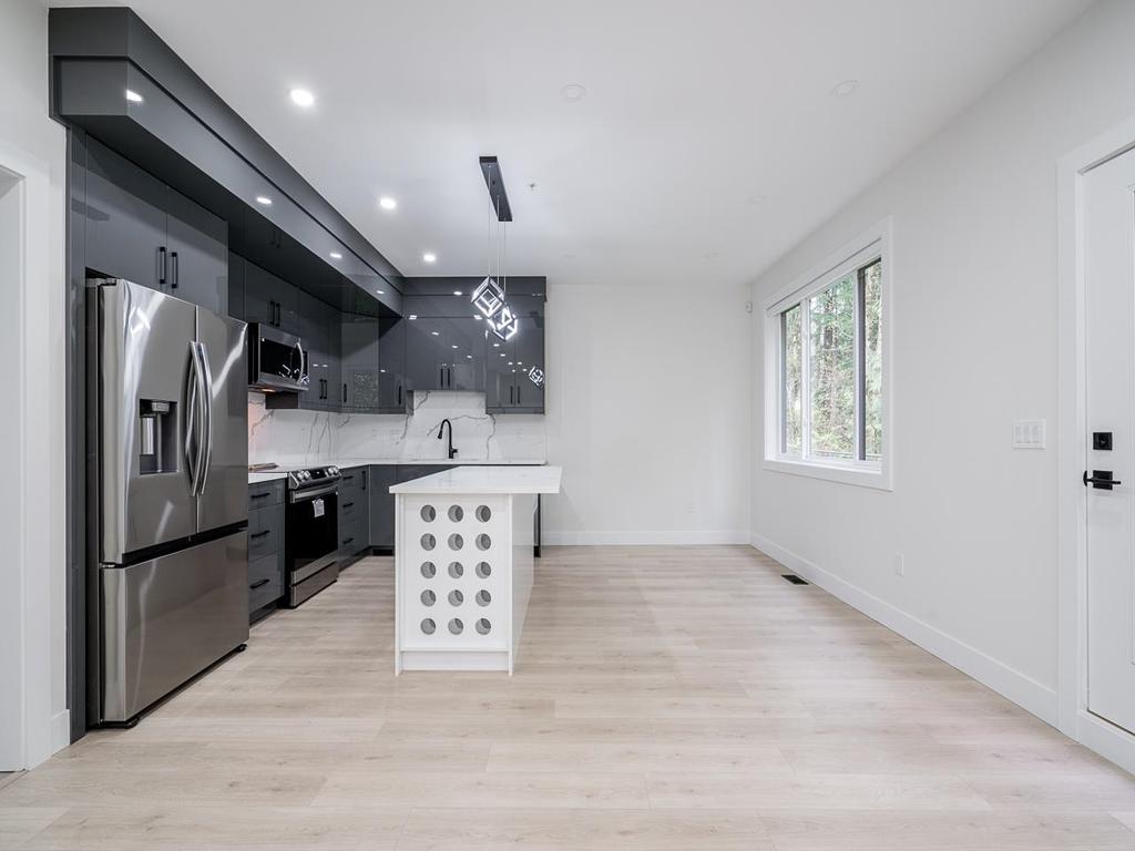 Listing Image for R3070246