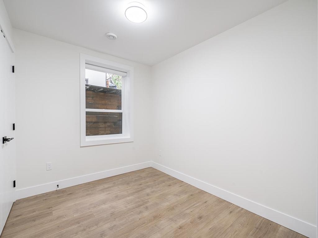 Listing Image for R3070246