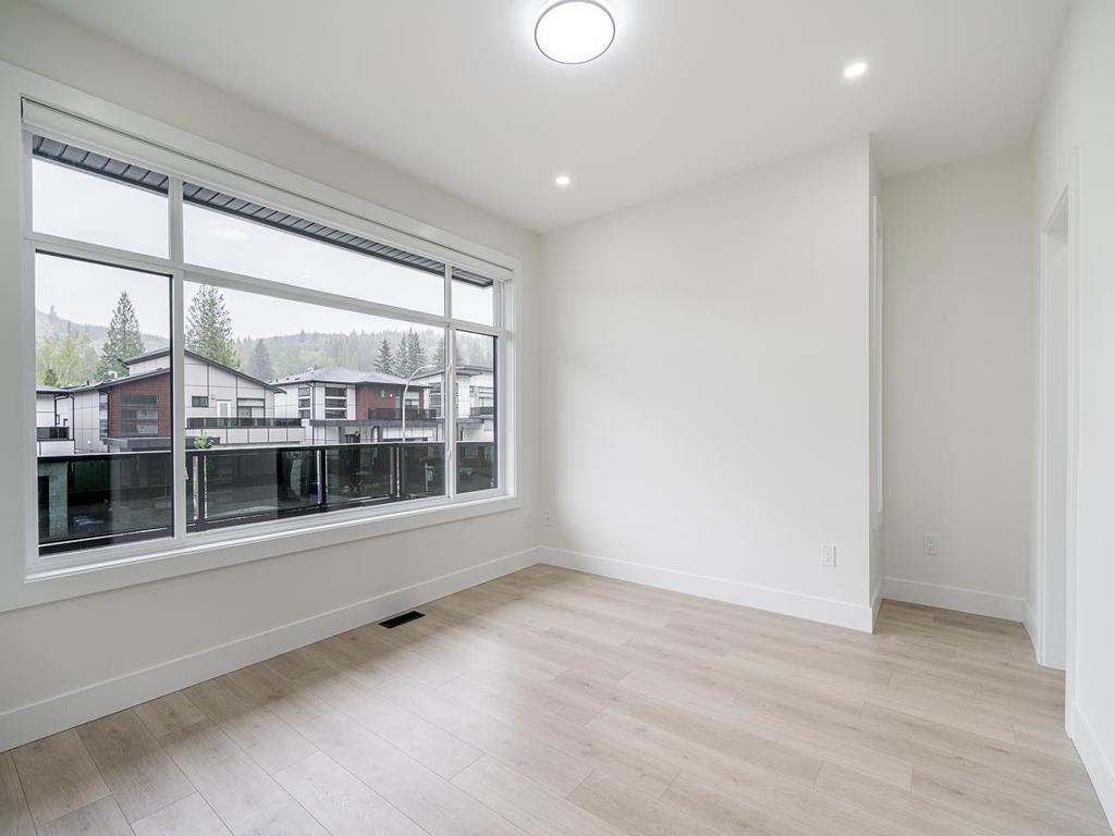 Listing Image for R3070246