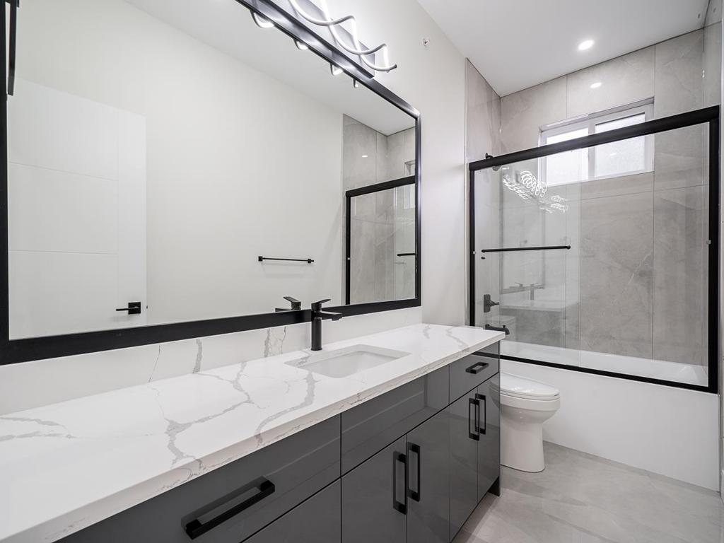 Listing Image for R3070246