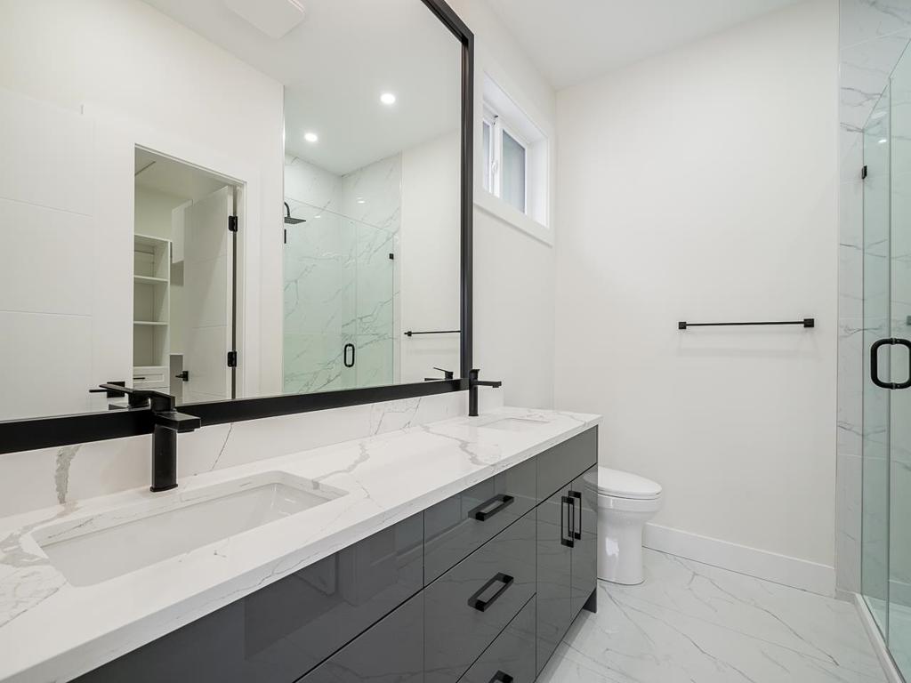 Listing Image for R3070246