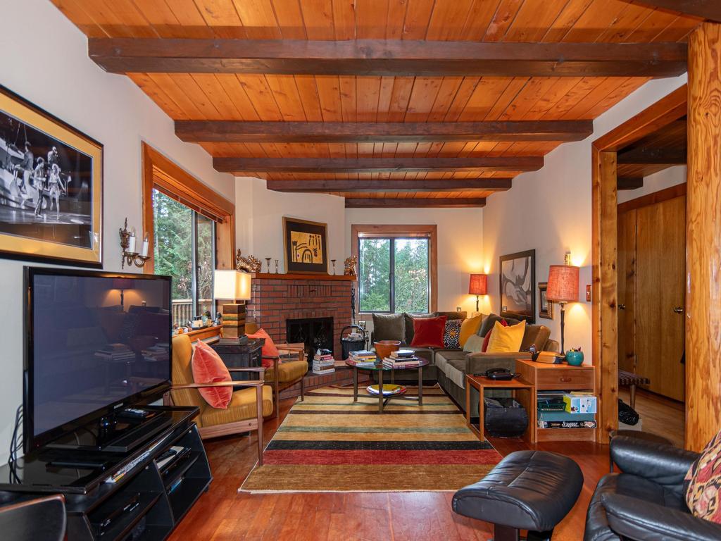 Listing Image for R3070255