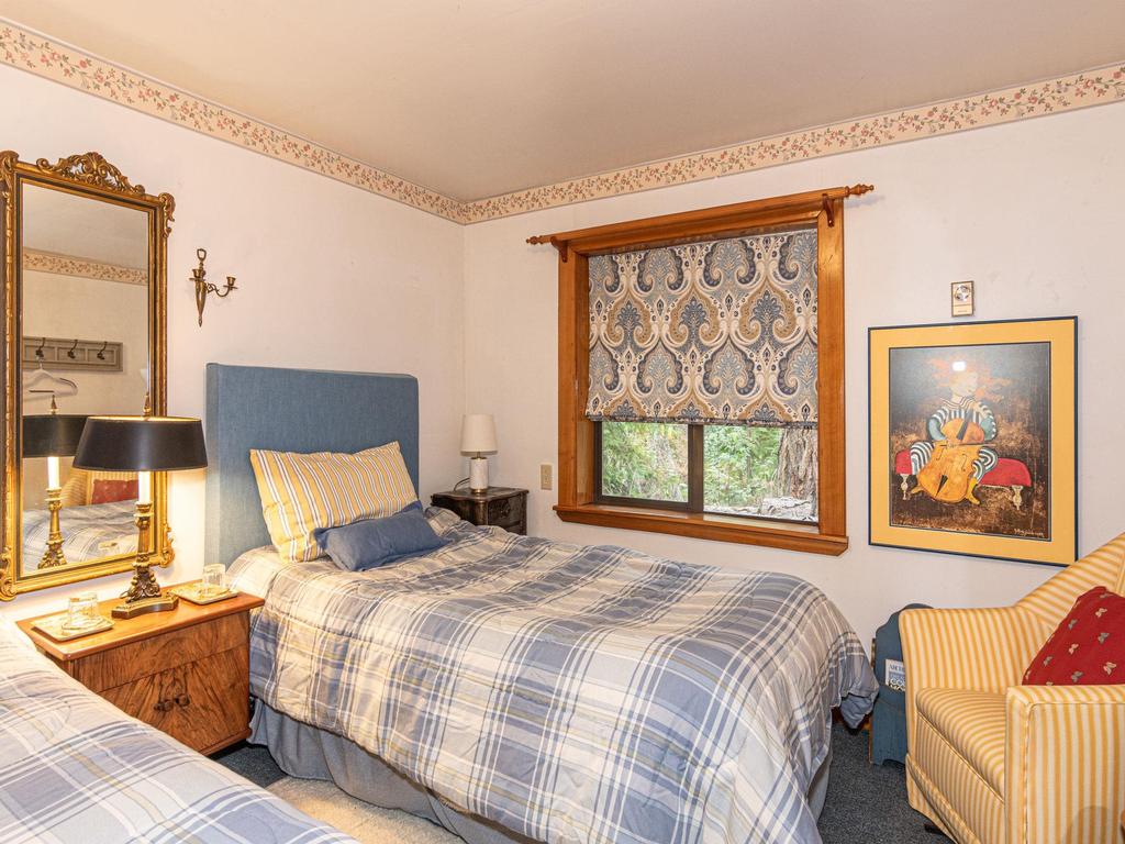 Listing Image for R3070255