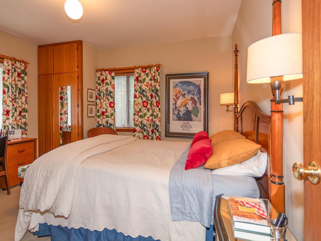 Listing Image for R3070255