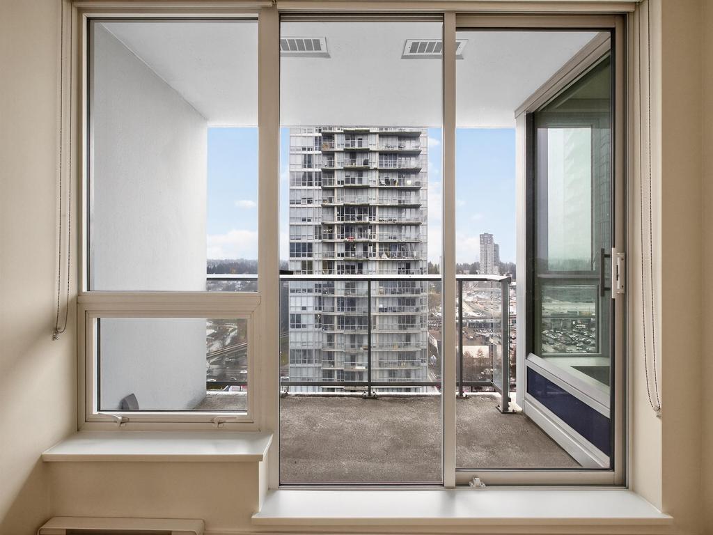 Listing Image for R3070270