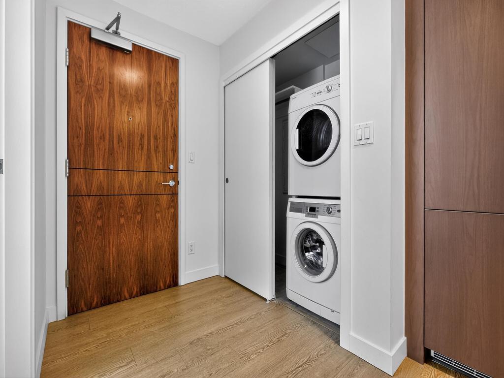 Listing Image for R3070270