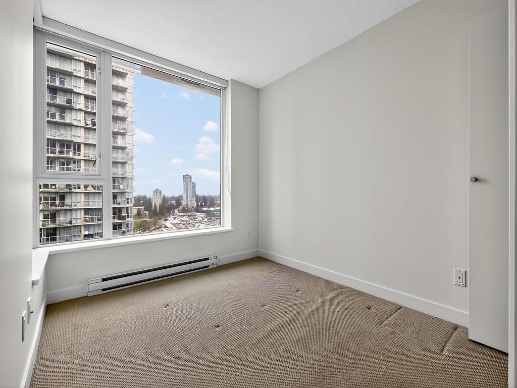 Listing Image for R3070270