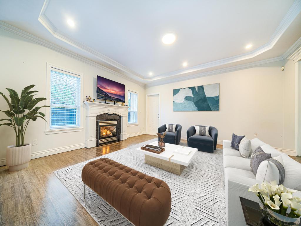 Listing Image for R3070304