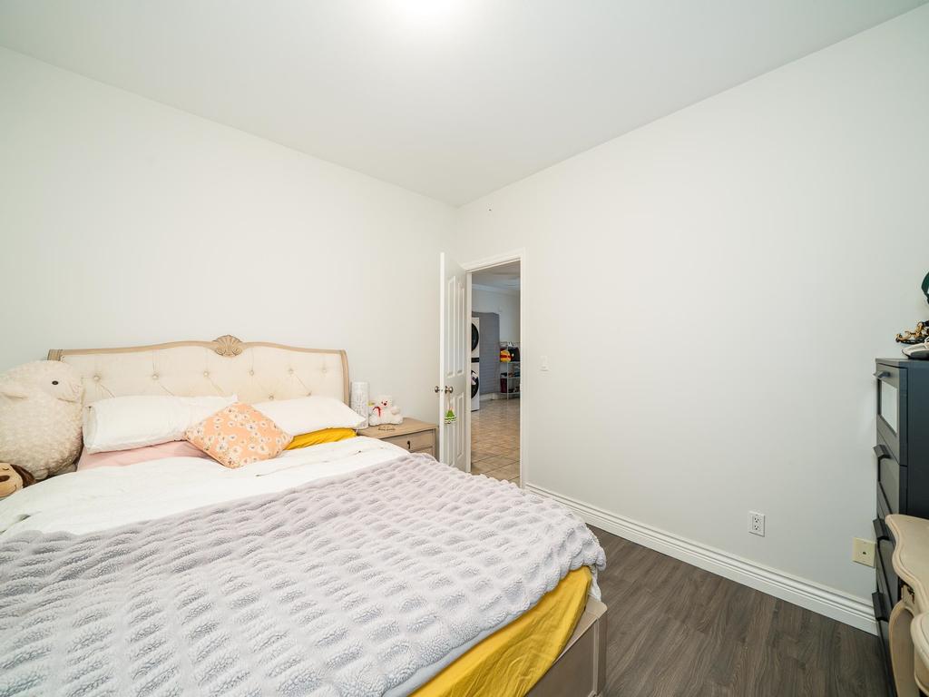 Listing Image for R3070304