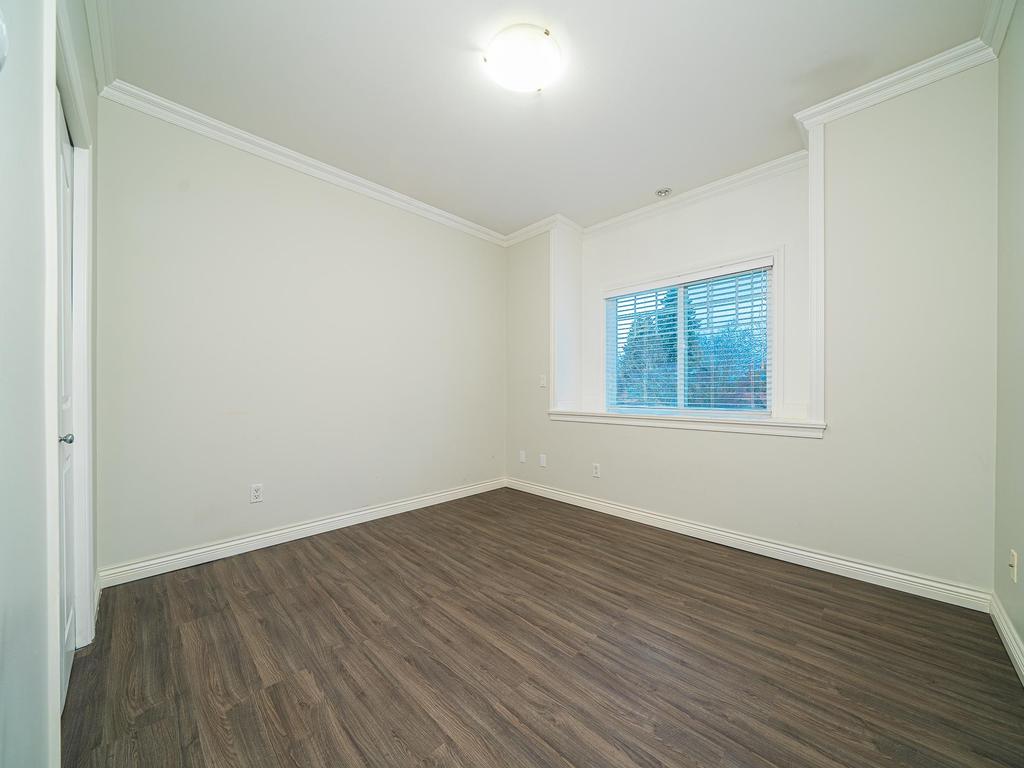 Listing Image for R3070304