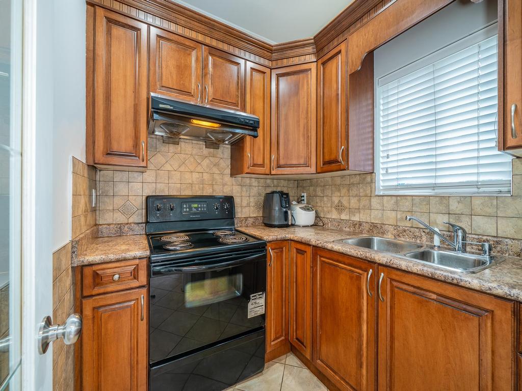 Listing Image for R3070304