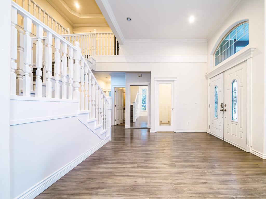 Listing Image for R3070304