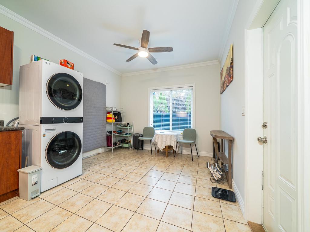 Listing Image for R3070304