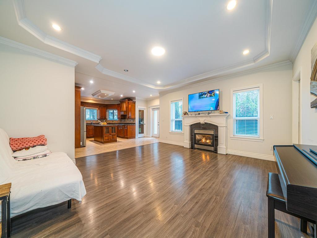 Listing Image for R3070304