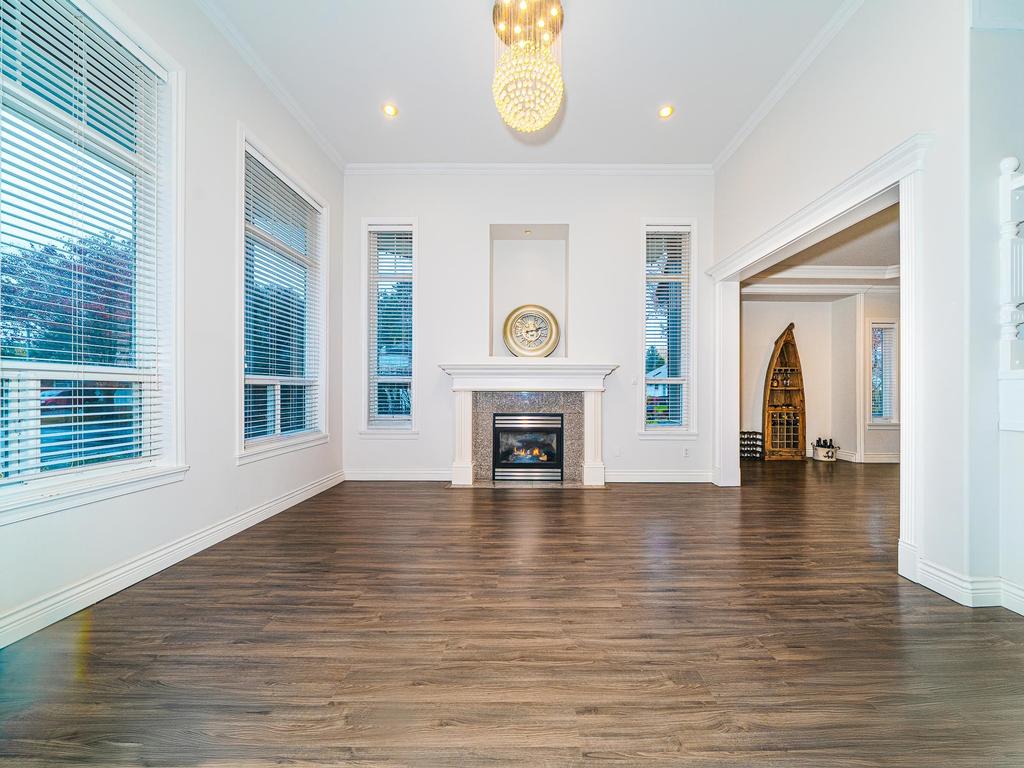 Listing Image for R3070304