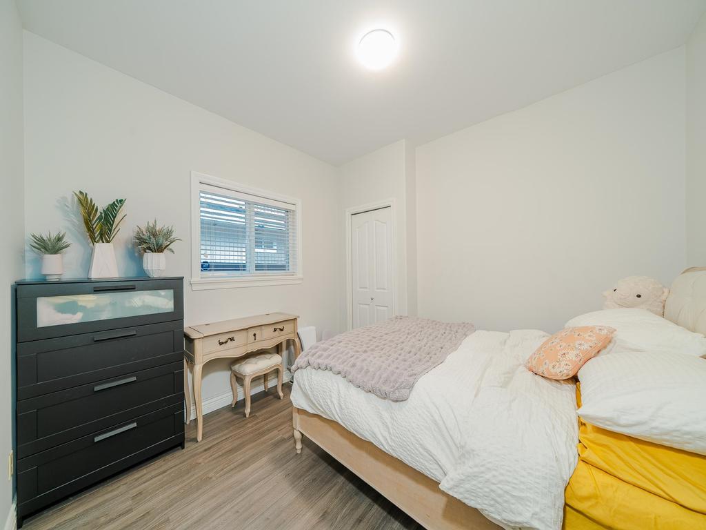 Listing Image for R3070304