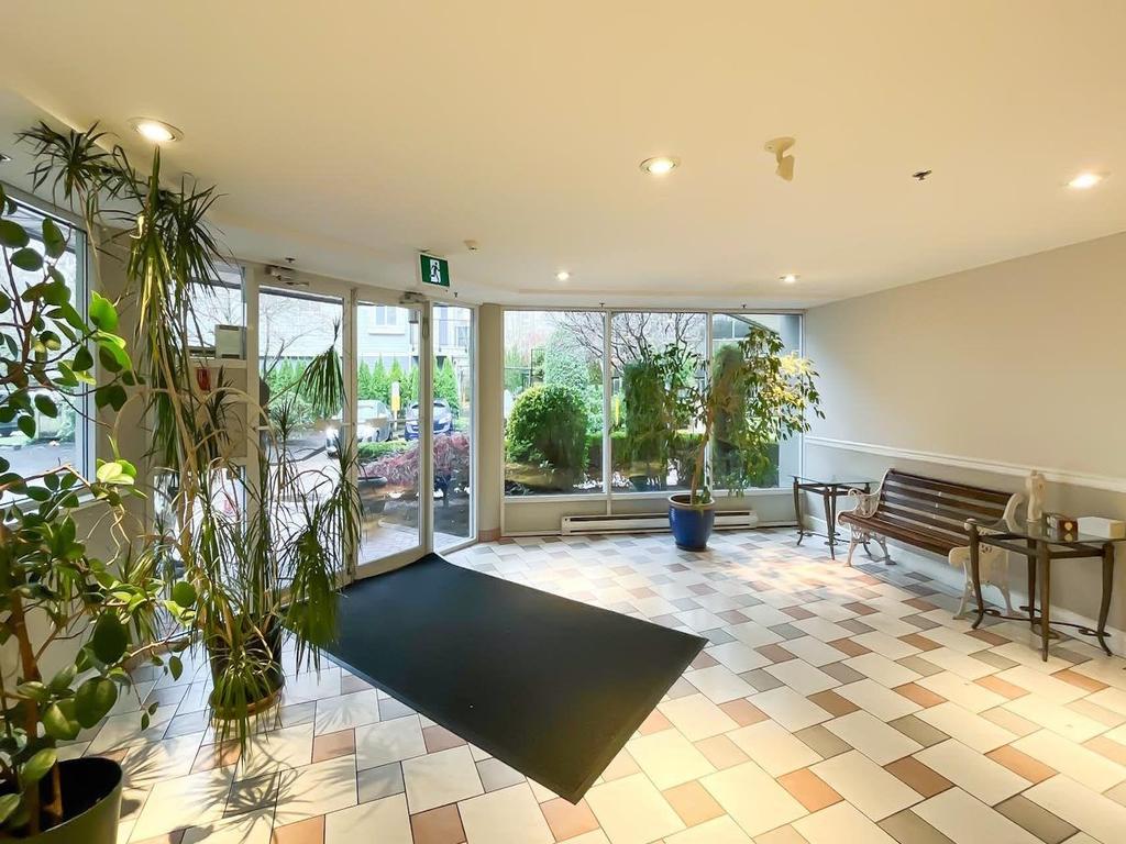 Listing Image for R3070309