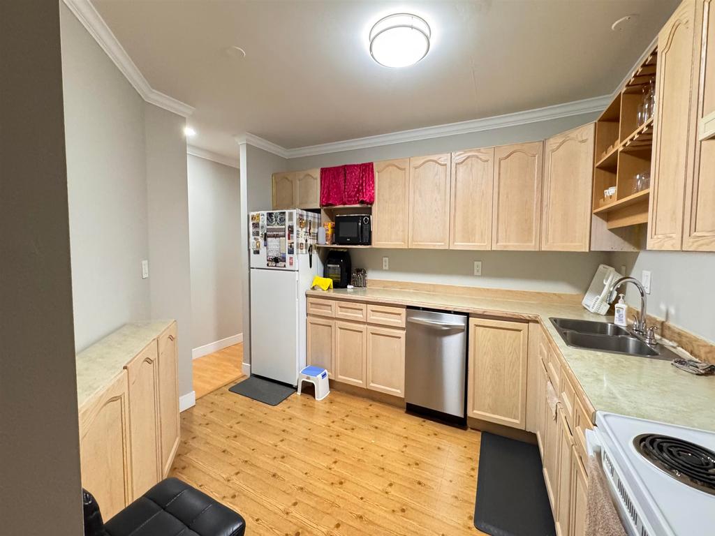 Listing Image for R3070309