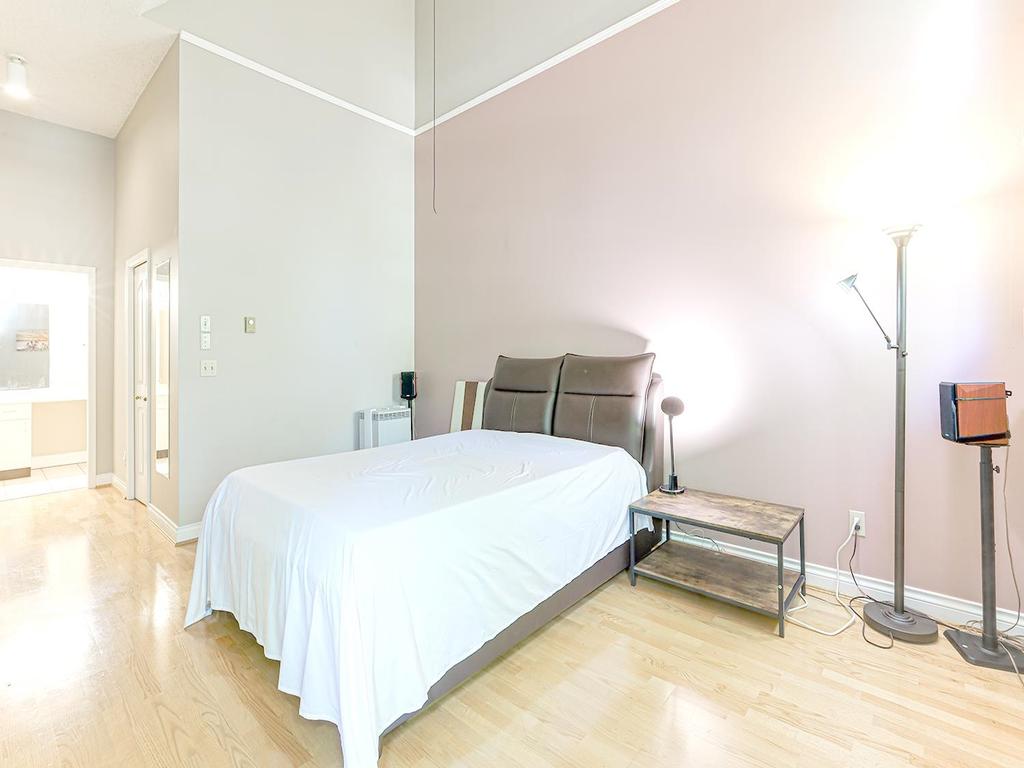 Listing Image for R3070336