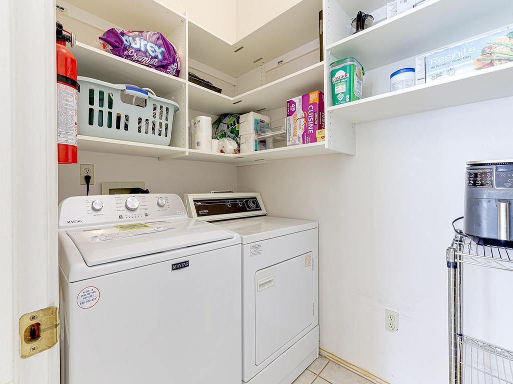 Listing Image for R3070336