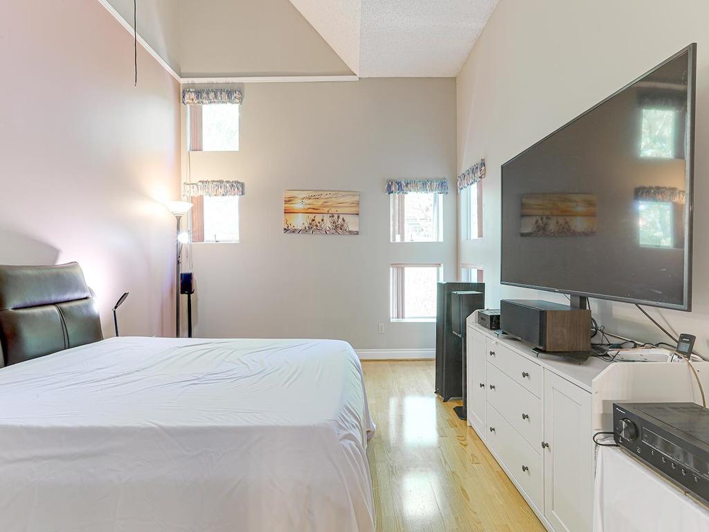 Listing Image for R3070336