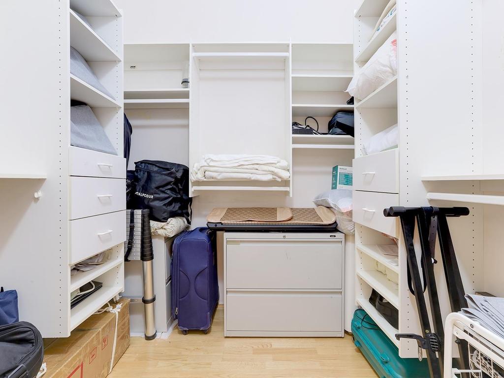 Listing Image for R3070336