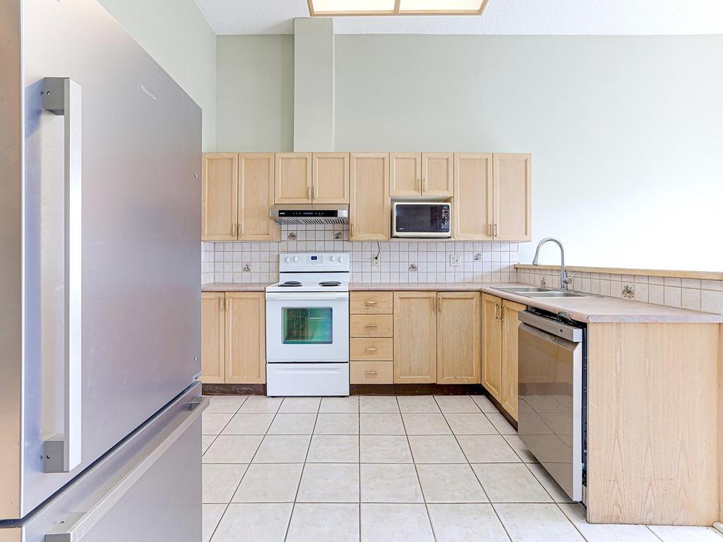 Listing Image for R3070336