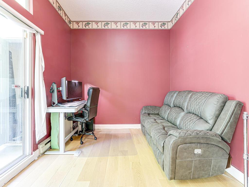 Listing Image for R3070336