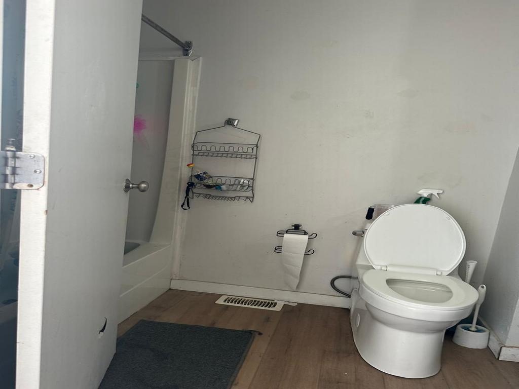Listing Image for R3070378