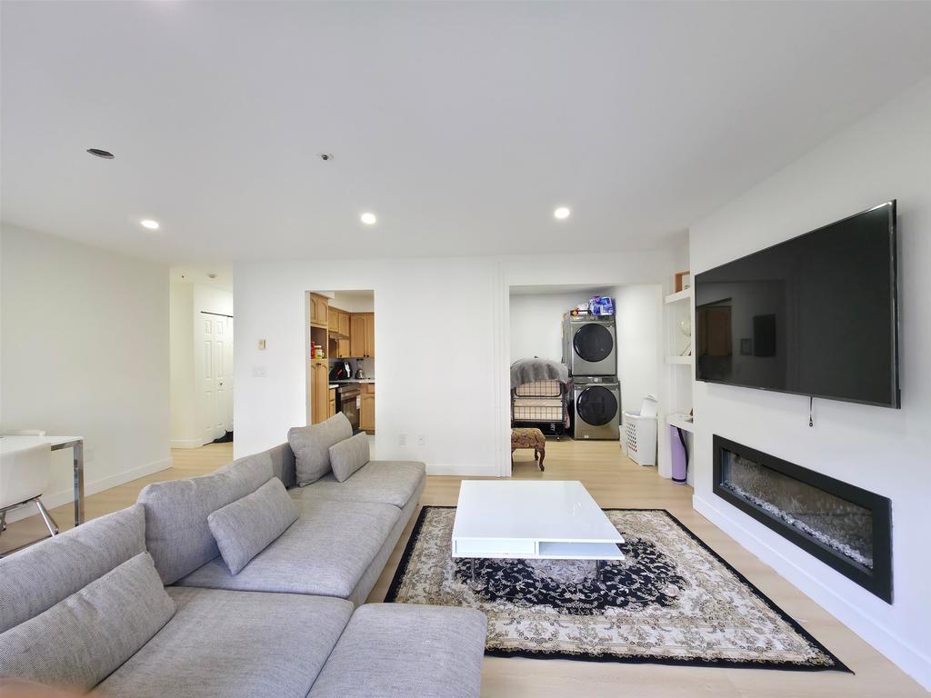 Listing Image for R3070388