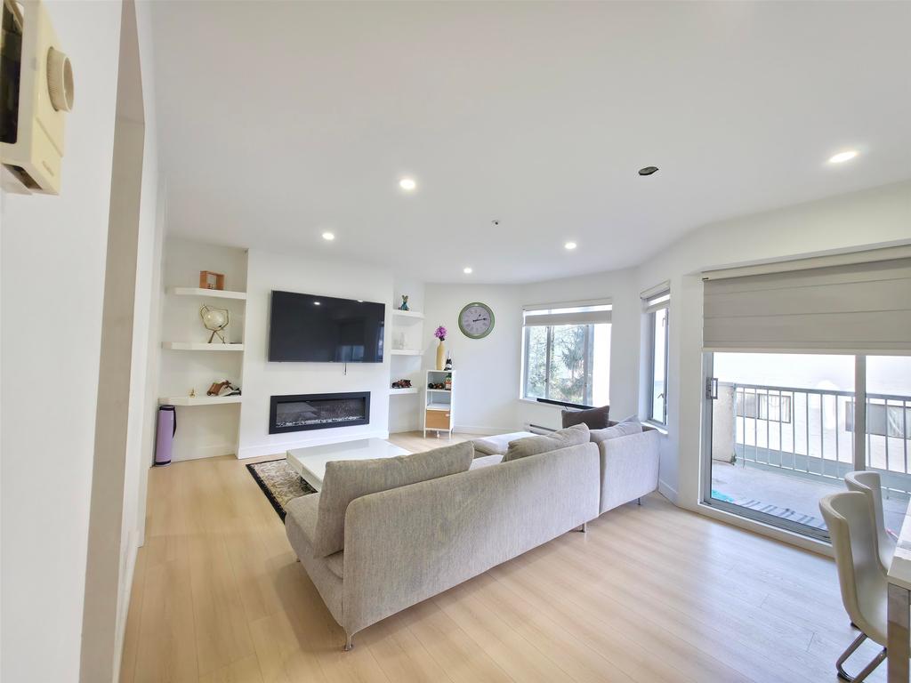 Listing Image for R3070388