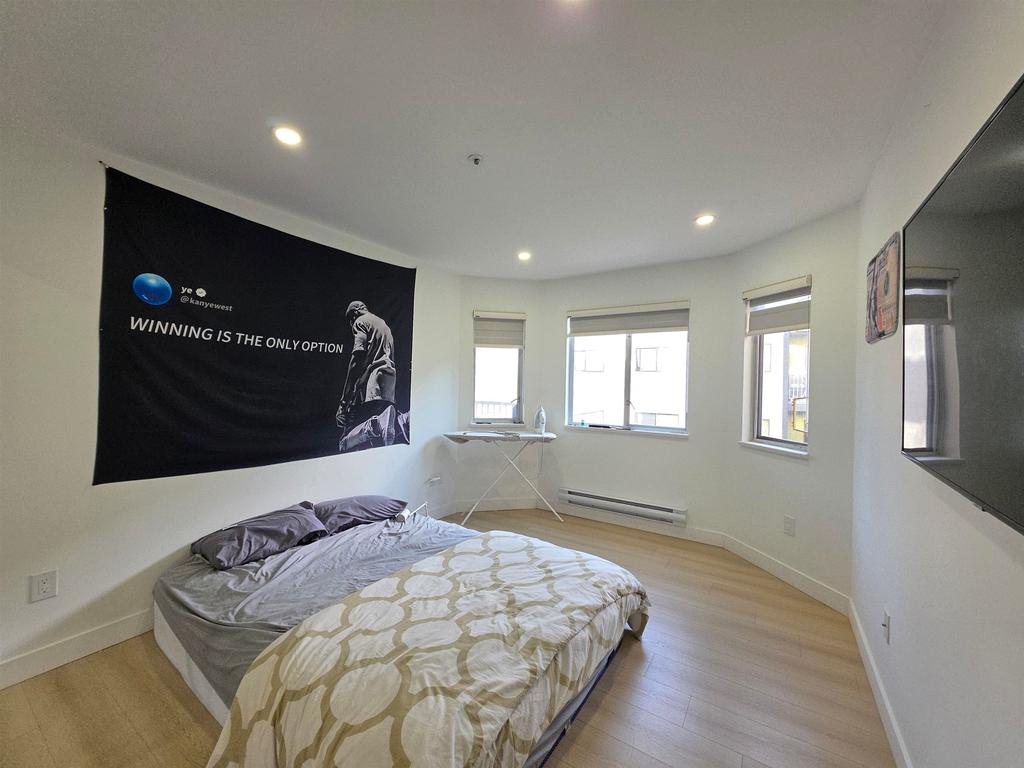 Listing Image for R3070388