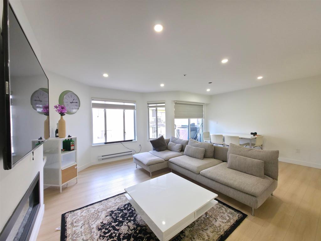 Listing Image for R3070388