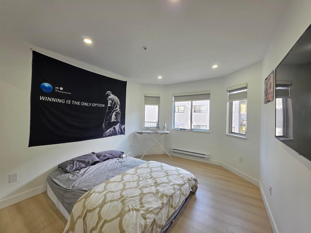 Listing Image for R3070388