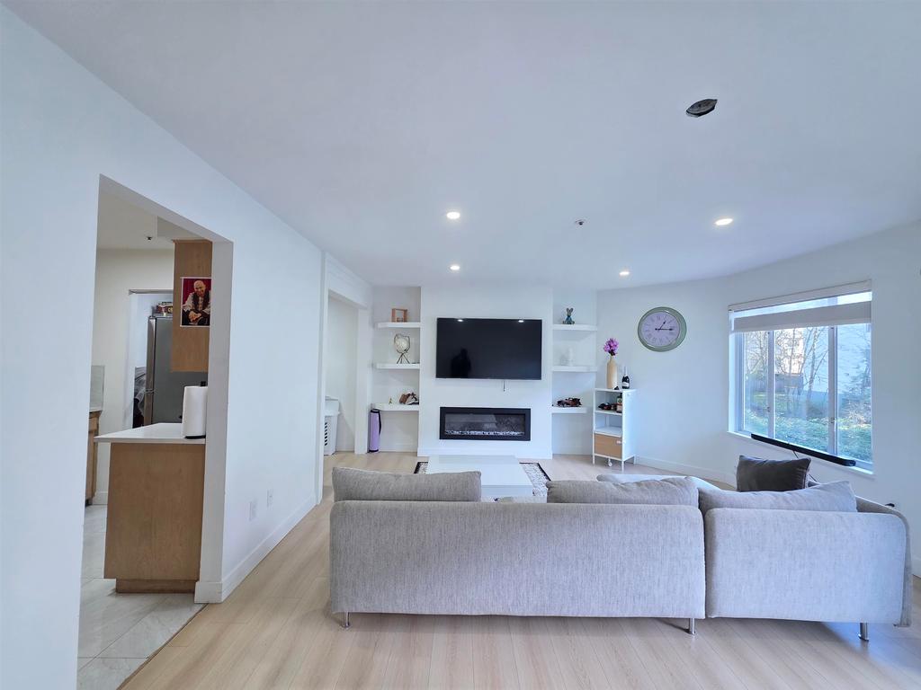 Listing Image for R3070388