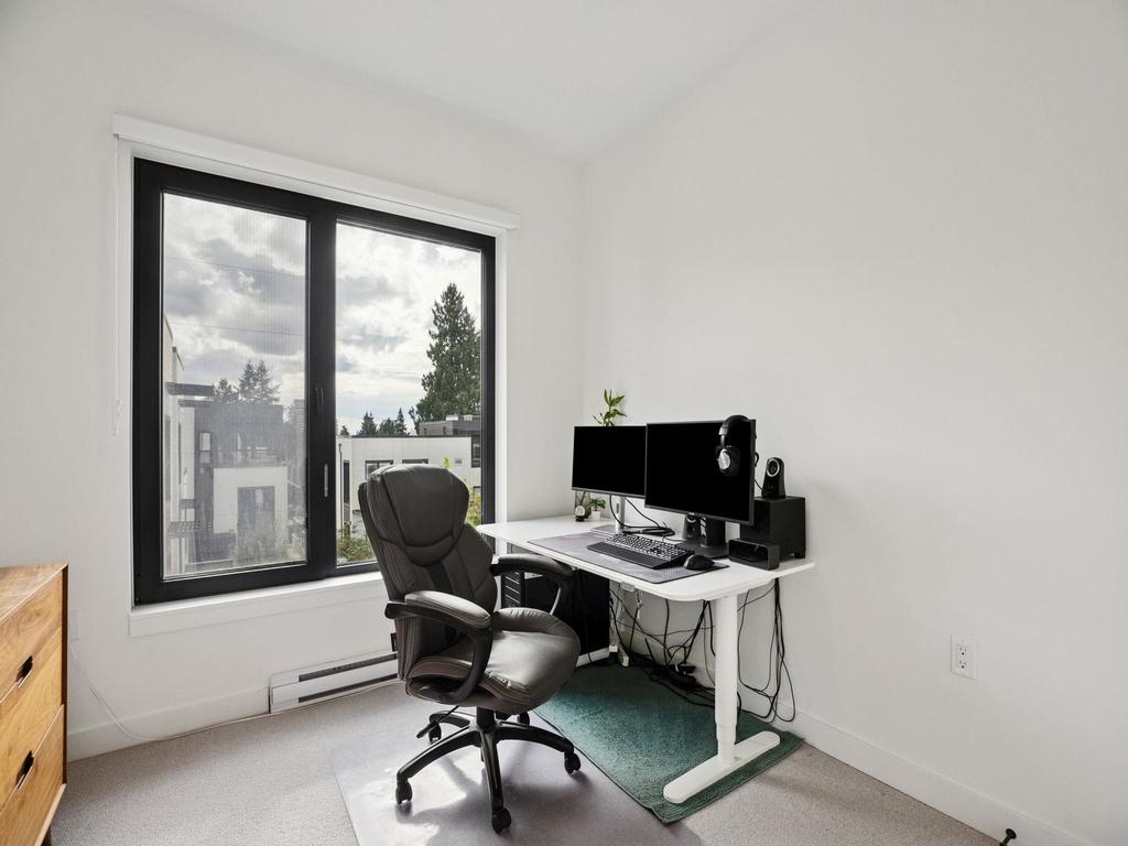 Listing Image for R3070395