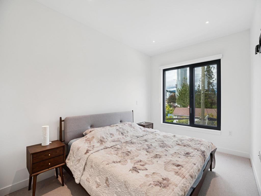 Listing Image for R3070395