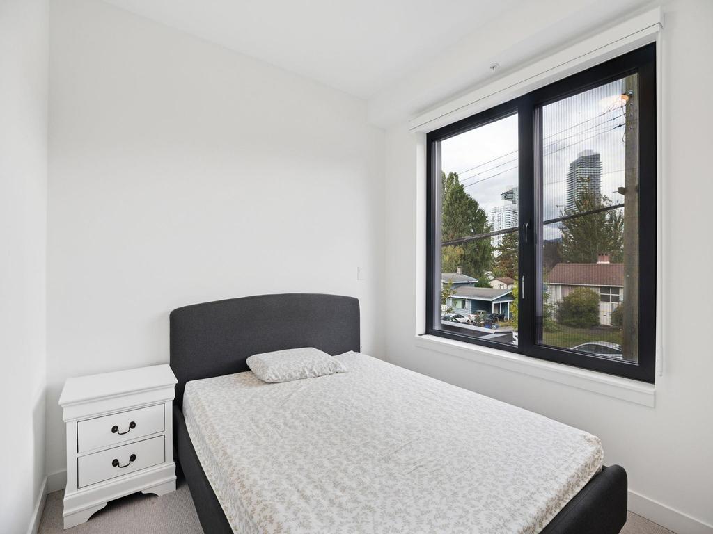 Listing Image for R3070395