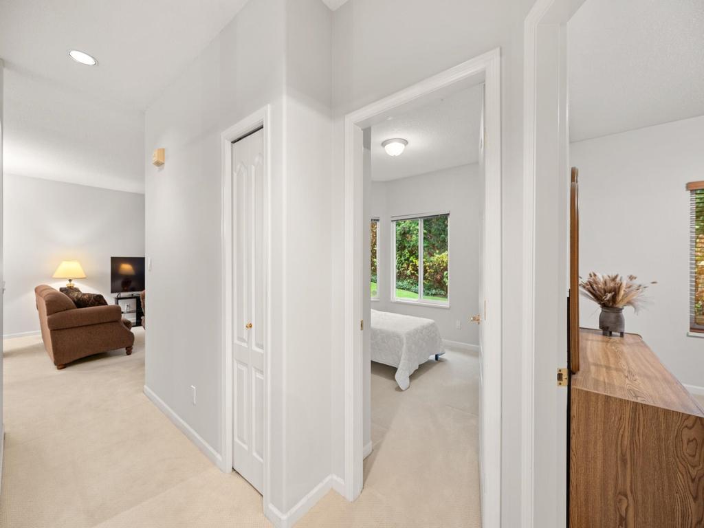 Listing Image for R3070400
