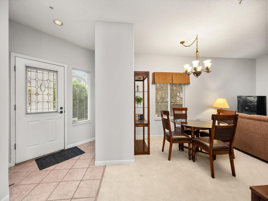 Listing Image for R3070400
