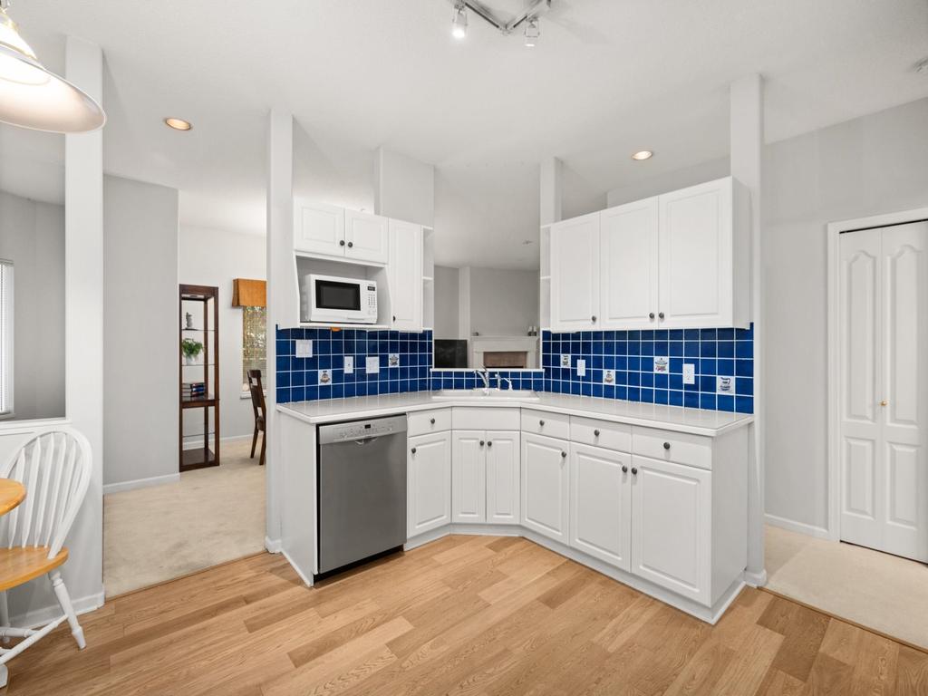 Listing Image for R3070400
