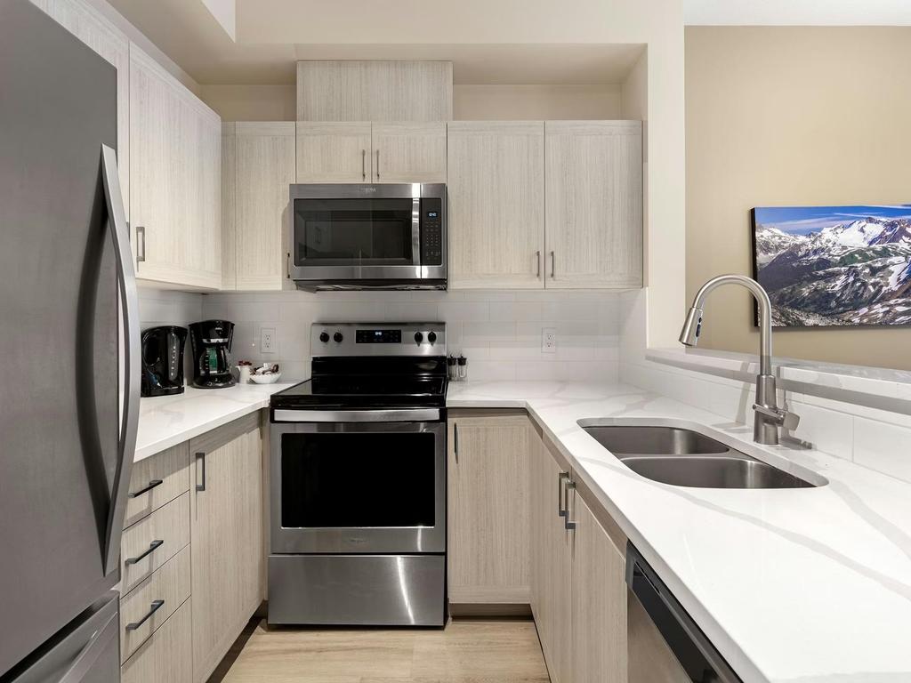 Listing Image for R3070401