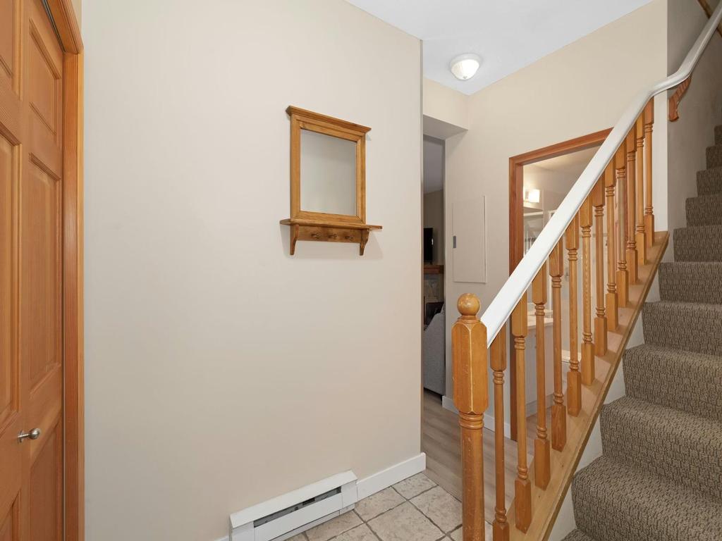 Listing Image for R3070401