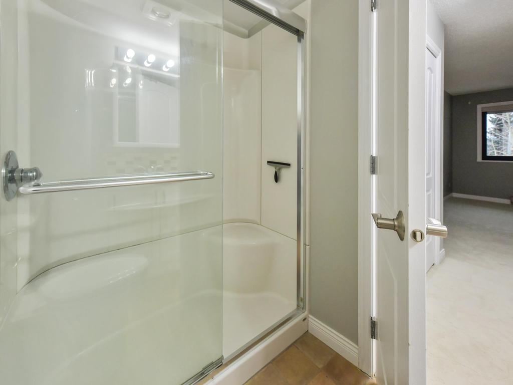 Listing Image for R3070430