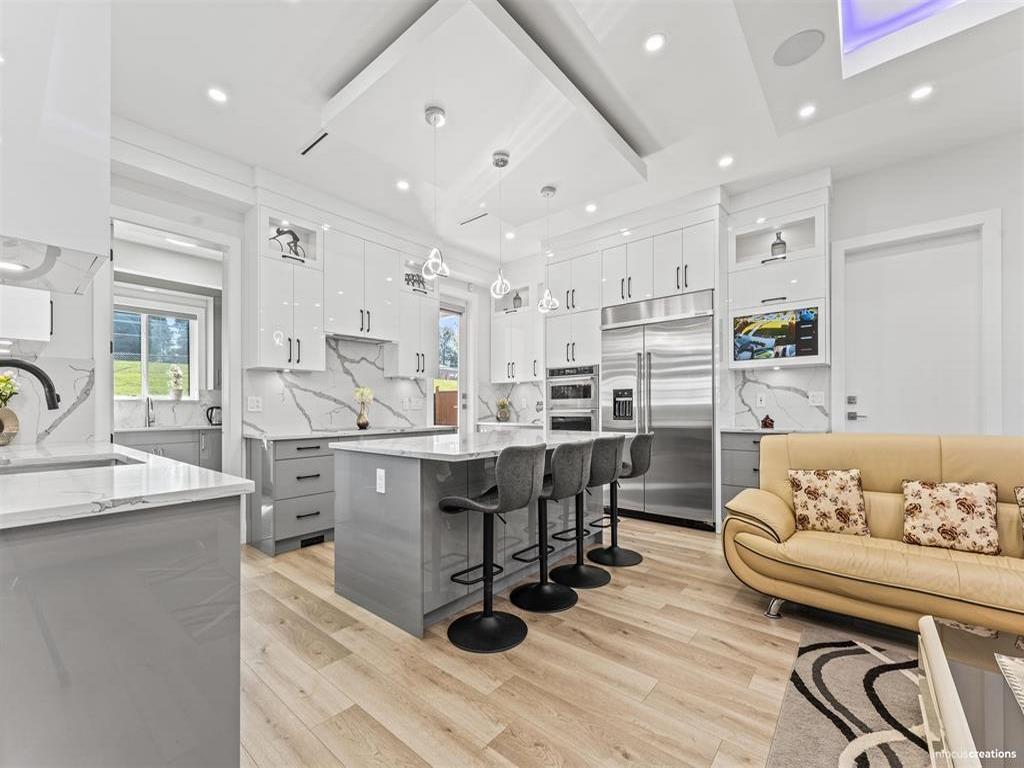 Listing Image for R3070437