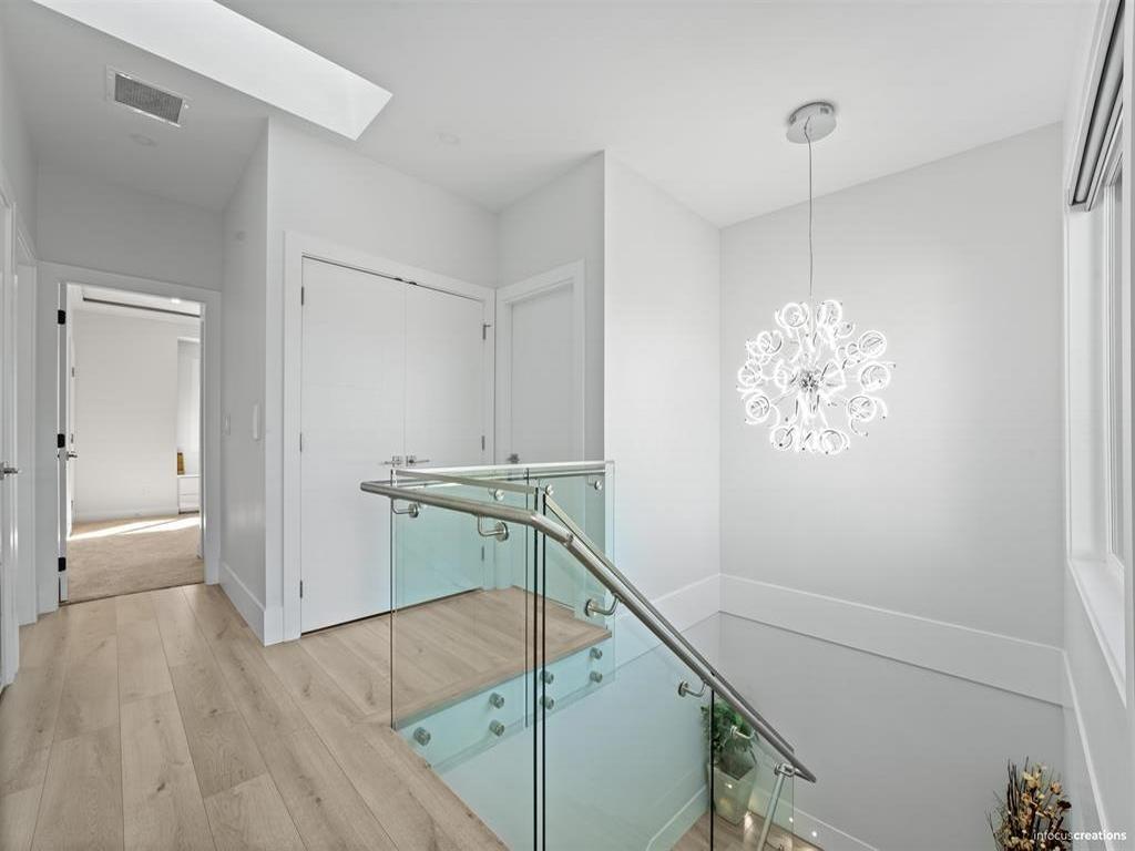 Listing Image for R3070437