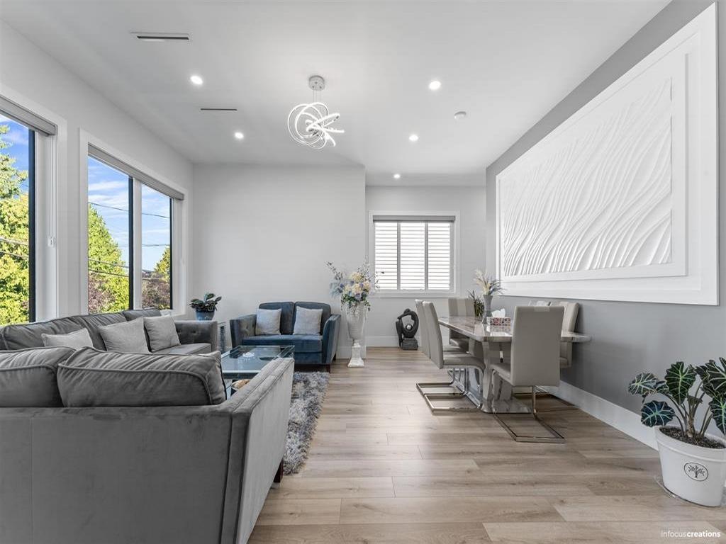 Listing Image for R3070437