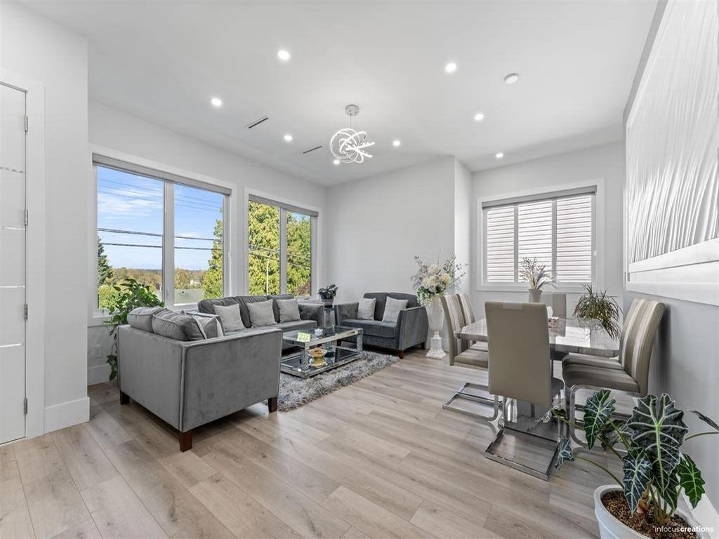 Listing Image for R3070437